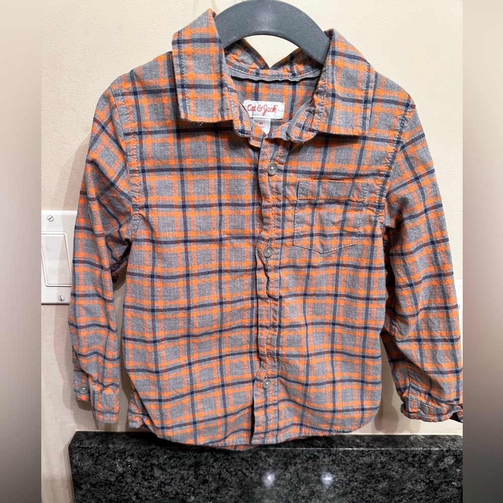 Cat & Jack plaid button down shirt 4T
